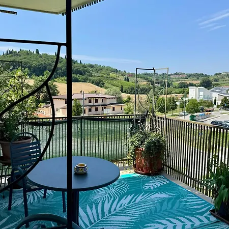 Il Giardino Fiorito Luxury Alojamento de Acomodação e Pequeno-almoço Cesena